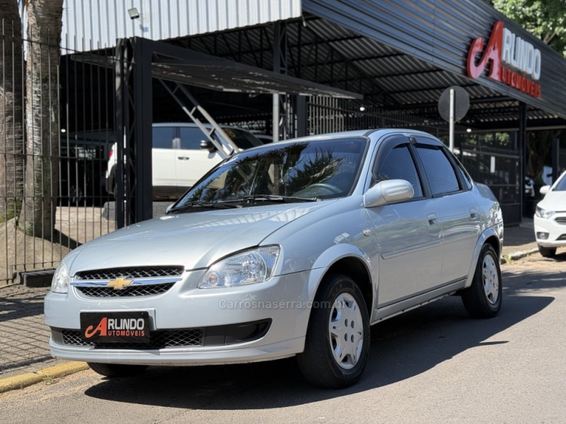 CLASSIC 1.0 MPFI LS 8V FLEX 4P MANUAL - 2013 - PAROBé