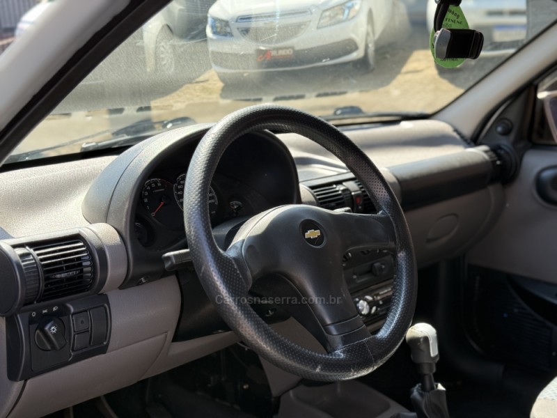 CLASSIC 1.0 MPFI LS 8V FLEX 4P MANUAL - 2013 - PAROBé