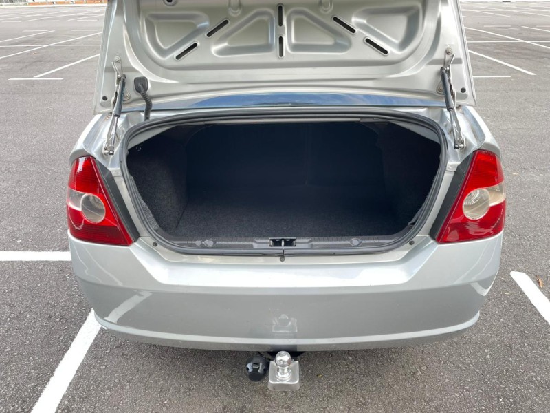 FIESTA 1.6 MPI SEDAN 8V FLEX 4P MANUAL - 2009 - CAXIAS DO SUL