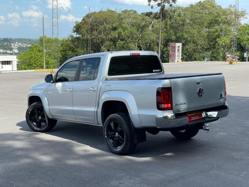 AMAROK 2.0 HIGHLINE 4X4 CD 16V TURBO INTERCOOLER DIESEL 4P AUTOMÁTICO - 2019 - CAXIAS DO SUL