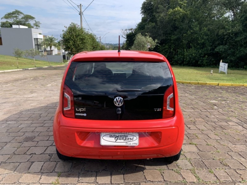 UP 1.0 TSI MOVE UP 12V FLEX 4P MANUAL - 2017 - GUAPORé