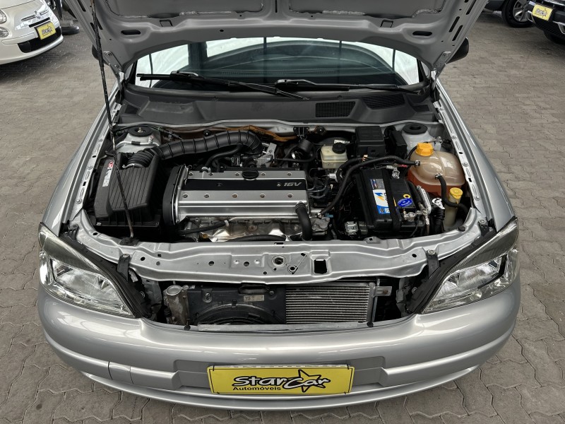 ASTRA 2.0 SFI GLS SEDAN 16V GASOLINA 4P MANUAL - 1999 - CAXIAS DO SUL