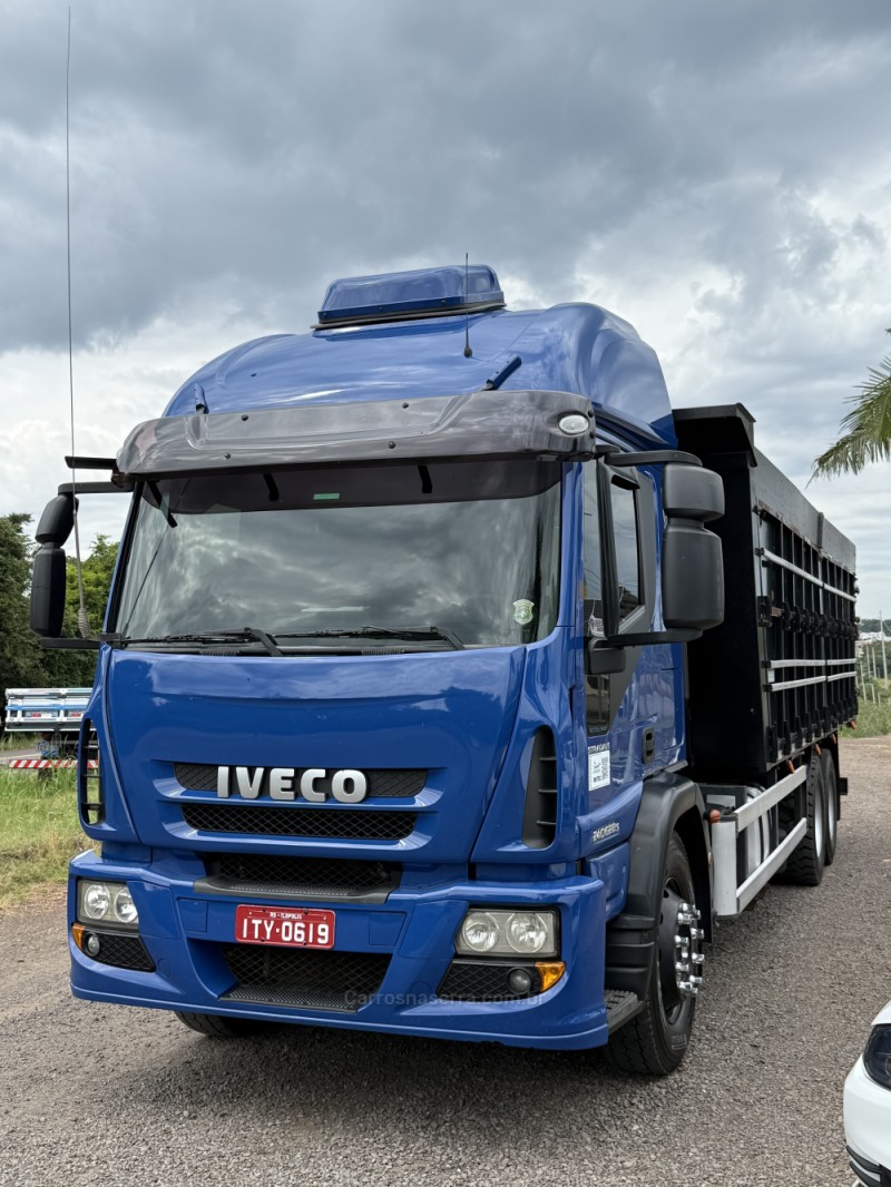 TECTOR 240E28S STRADALE 6X2 - 2013 - ARROIO DO MEIO