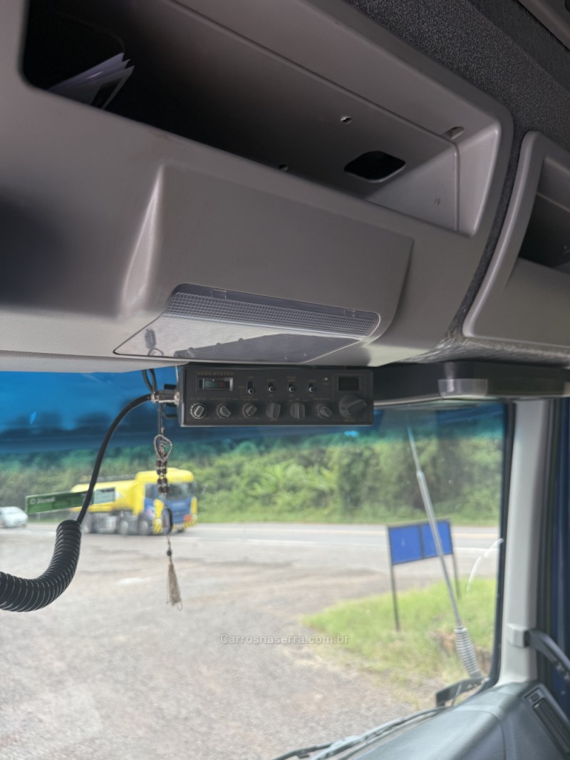 TECTOR 240E28S STRADALE 6X2 - 2013 - ARROIO DO MEIO