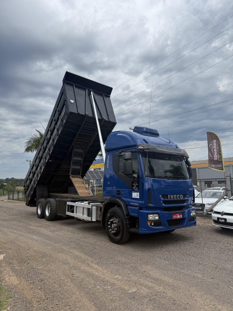 TECTOR 240E28S STRADALE 6X2 - 2013 - ARROIO DO MEIO