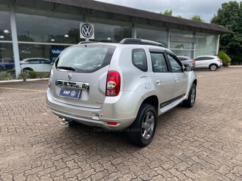 DUSTER 1.6 DYNAMIQUE 4X2 16V FLEX 4P MANUAL - 2014 - NOVA PETRóPOLIS