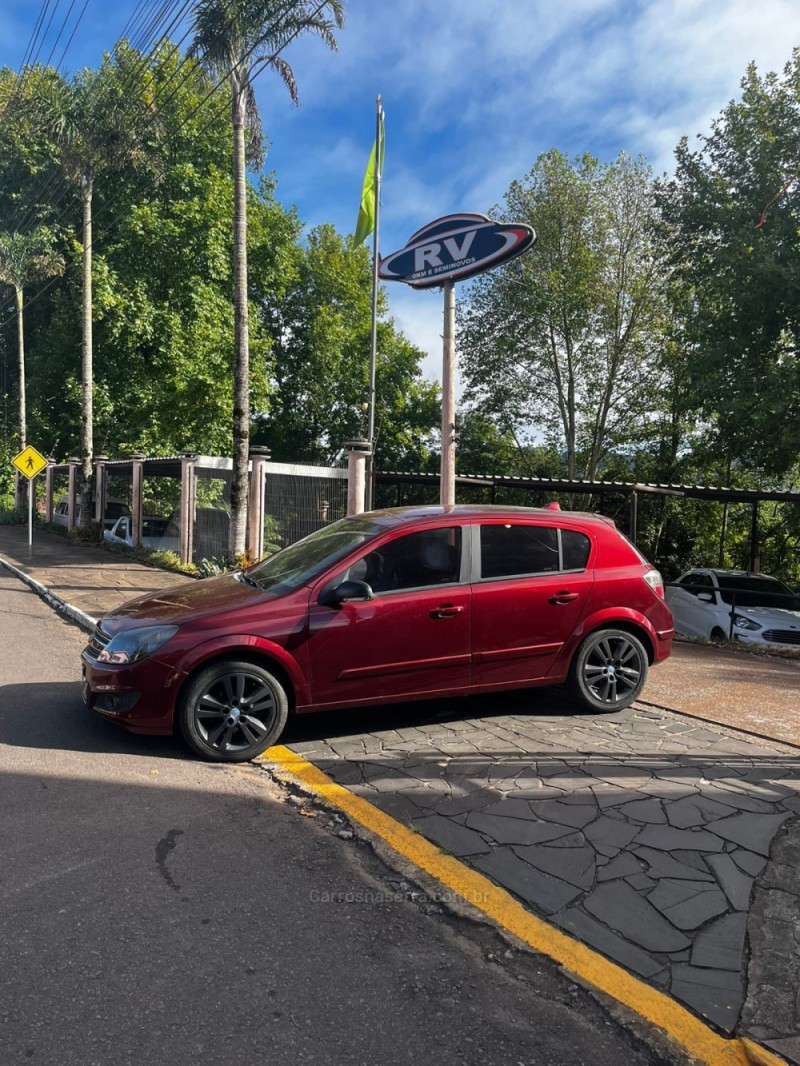 VECTRA 2.0 MPFI GT HATCH 8V FLEX 4P AUTOMÁTICO - 2011 - CARLOS BARBOSA