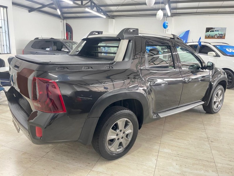 DUSTER OROCH 1.6 16V FLEX DYNAMIQUE 4P MANUAL - 2016 - CAXIAS DO SUL