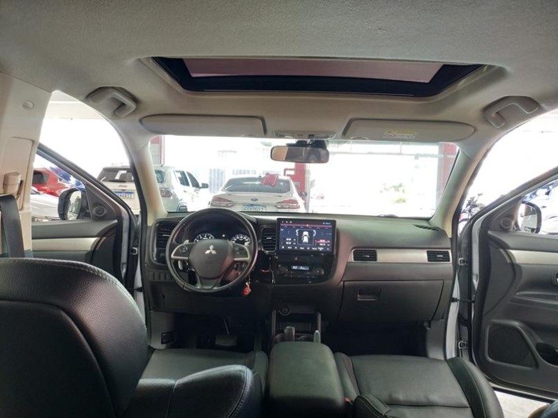 OUTLANDER 2.0 16V GASOLINA 4P AUTOMÁTICO - 2015 - CAXIAS DO SUL