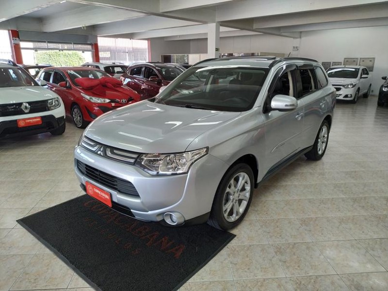 outlander 2.0 16v gasolina 4p automatico 2015 caxias do sul
