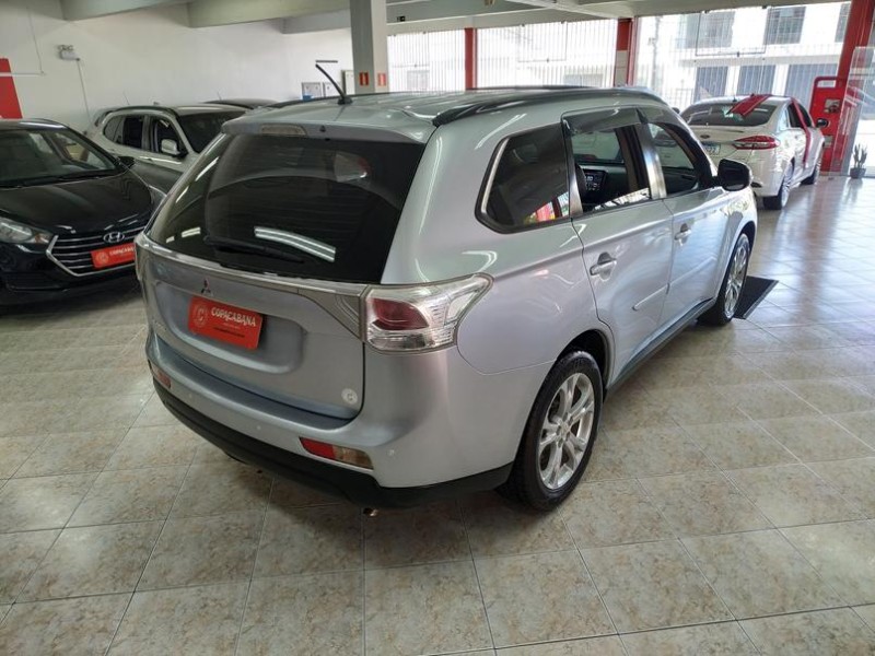 OUTLANDER 2.0 16V GASOLINA 4P AUTOMÁTICO - 2015 - CAXIAS DO SUL