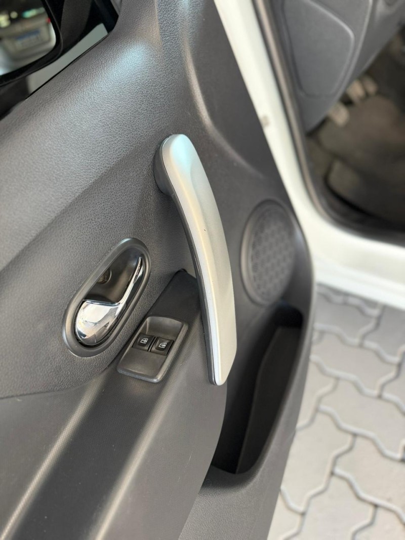 SANDERO 1.0 EXPRESSION 12V FLEX 4P MANUAL - 2020 - CAXIAS DO SUL