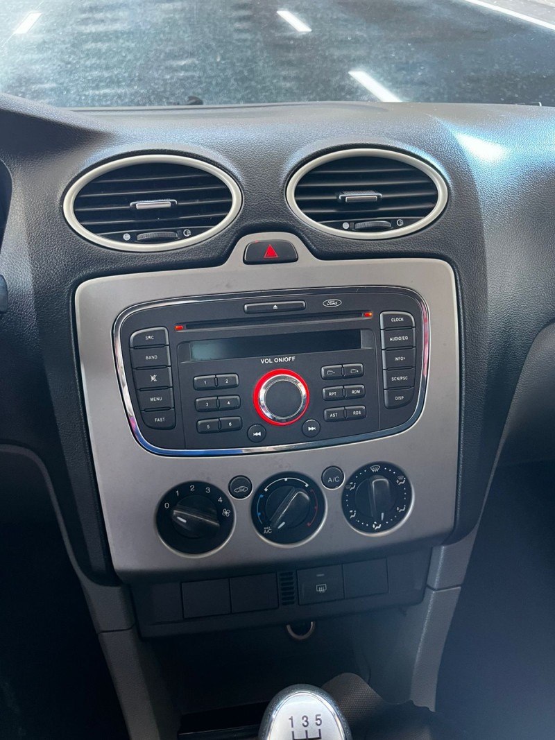 FOCUS 1.6 GL 16V FLEX 4P MANUAL - 2011 - CAXIAS DO SUL