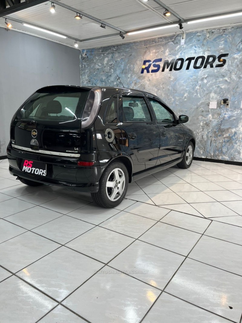 CORSA 1.4 MPFI PREMIUM 8V FLEX 4P MANUAL - 2009 - CAXIAS DO SUL
