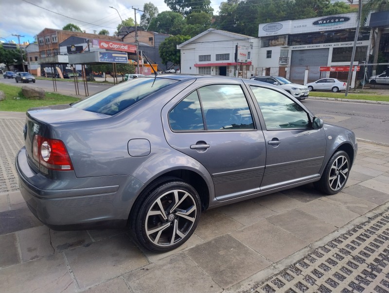 BORA 2.0 MI 8V GASOLINA 4P AUTOMÁTICO - 2009 - CAXIAS DO SUL