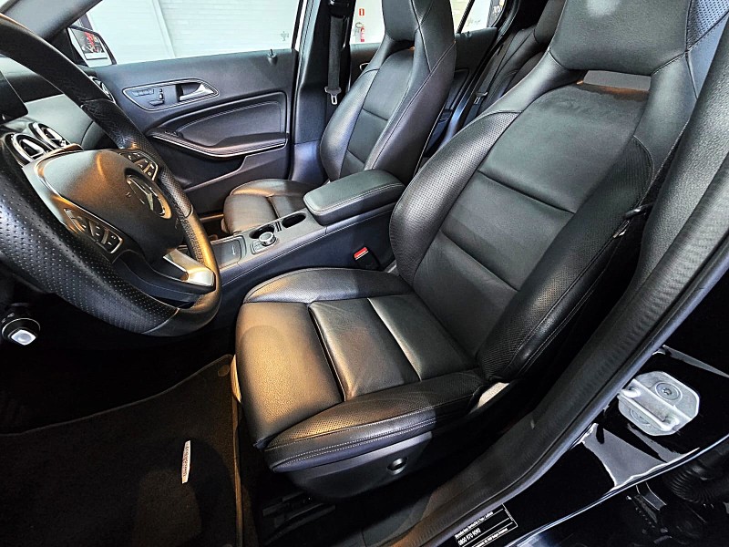 GLA 250 2.0 SPORT 16V TURBO 4X4 4P AUTOMÁTICA - 2017 - CAXIAS DO SUL