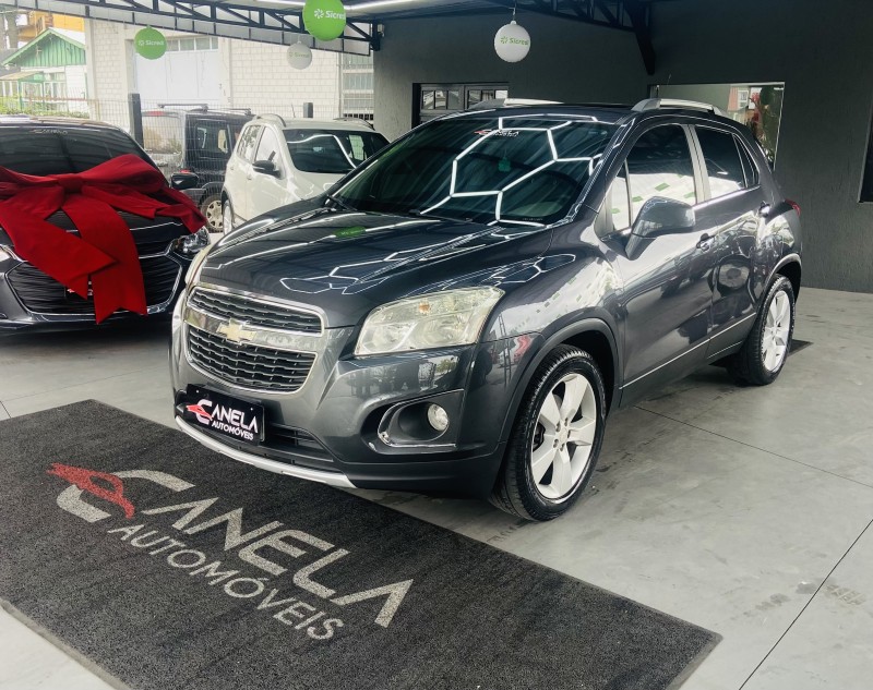 tracker 1.8 mpfi ltz 4x2 16v flex 4p automatico 2014 canela