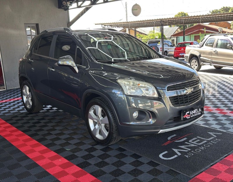 TRACKER 1.8 MPFI LTZ 4X2 16V FLEX 4P AUTOMÁTICO - 2014 - CANELA