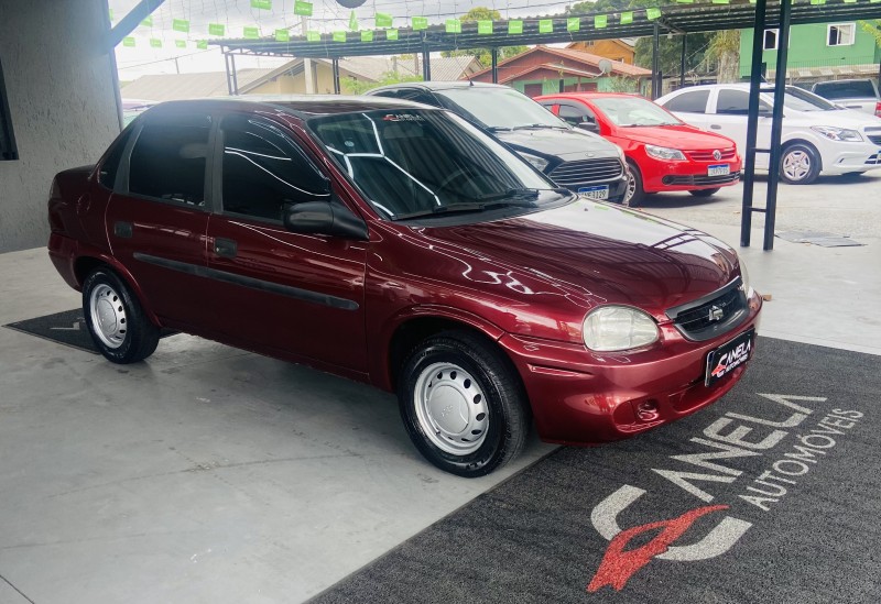 CLASSIC 1.0 MPFI LIFE 8V FLEX 4P MANUAL - 2010 - CANELA