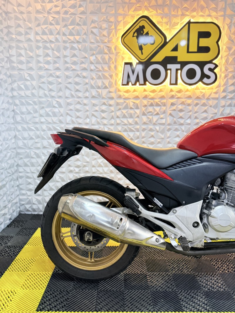 CB 300R  - 2015 - CAXIAS DO SUL