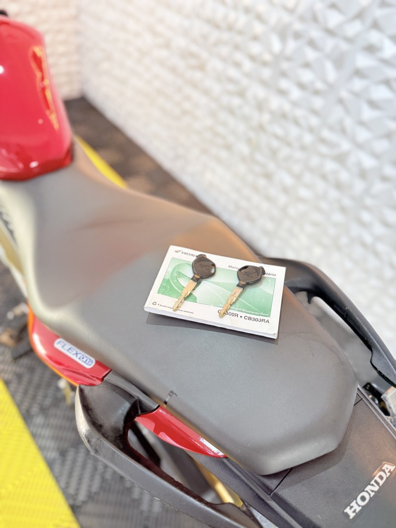 CB 300R  - 2015 - CAXIAS DO SUL