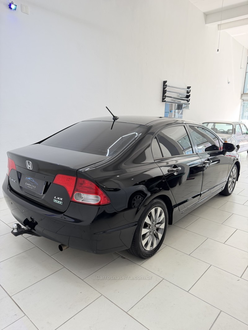 CIVIC 1.8 LX 16V GASOLINA 4P MANUAL - 2009 - CAXIAS DO SUL
