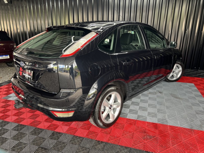 FOCUS 1.6 SE 16V FLEX 4P MANUAL - 2011 - CAXIAS DO SUL