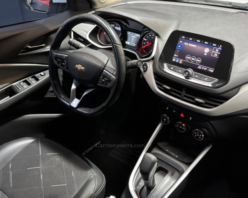 ONIX 1.0 PLUS 12V TURBO 4P AUTOMÁTICO - 2020 - VACARIA