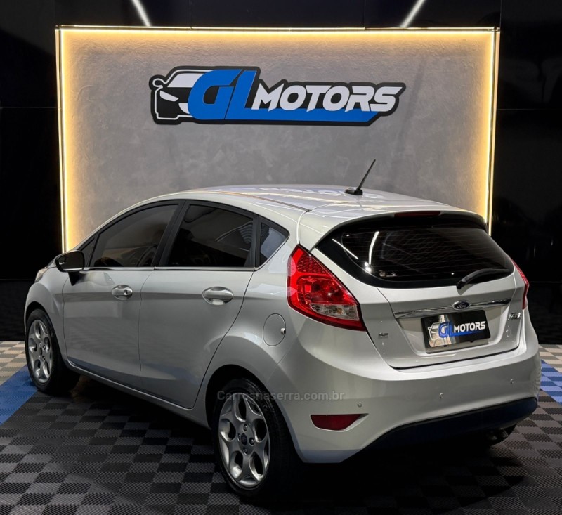 FIESTA 1.6 SE HATCH 16V FLEX 4P MANUAL - 2012 - NOVO HAMBURGO
