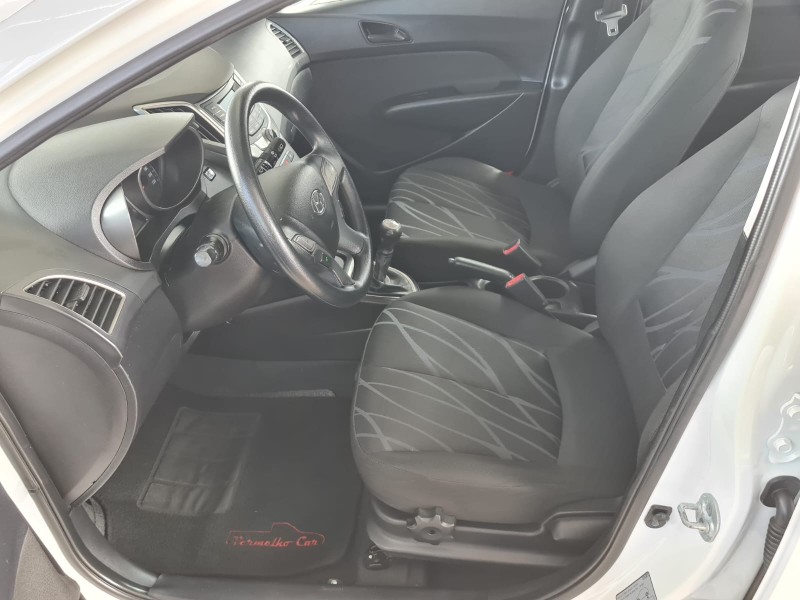 HB20 1.0 COMFORT 16V FLEX 4P MANUAL - 2015 - CAXIAS DO SUL