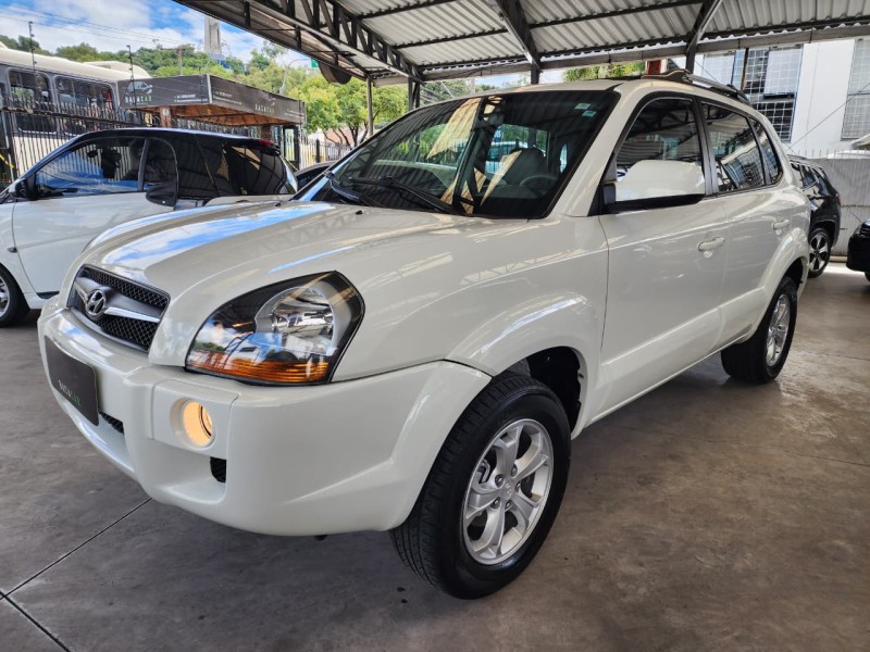 TUCSON 2.0 MPFI GLS BASE 16V 143CV 2WD FLEX 4P AUTOMÁTICO - 2016 - CAXIAS DO SUL