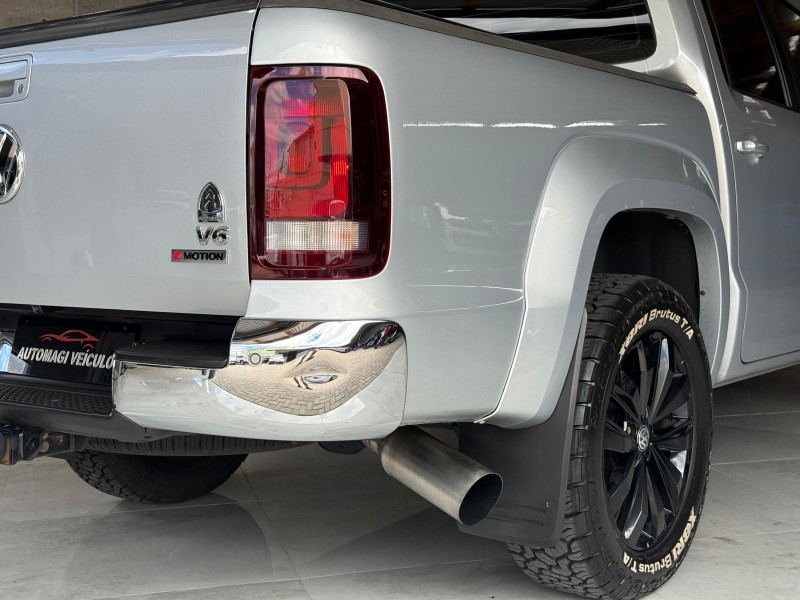 AMAROK 3.0 V6 TDI HIGHLINE CD DIESEL 4MOTION AUTOMÁTICO - 2019 - CAXIAS DO SUL