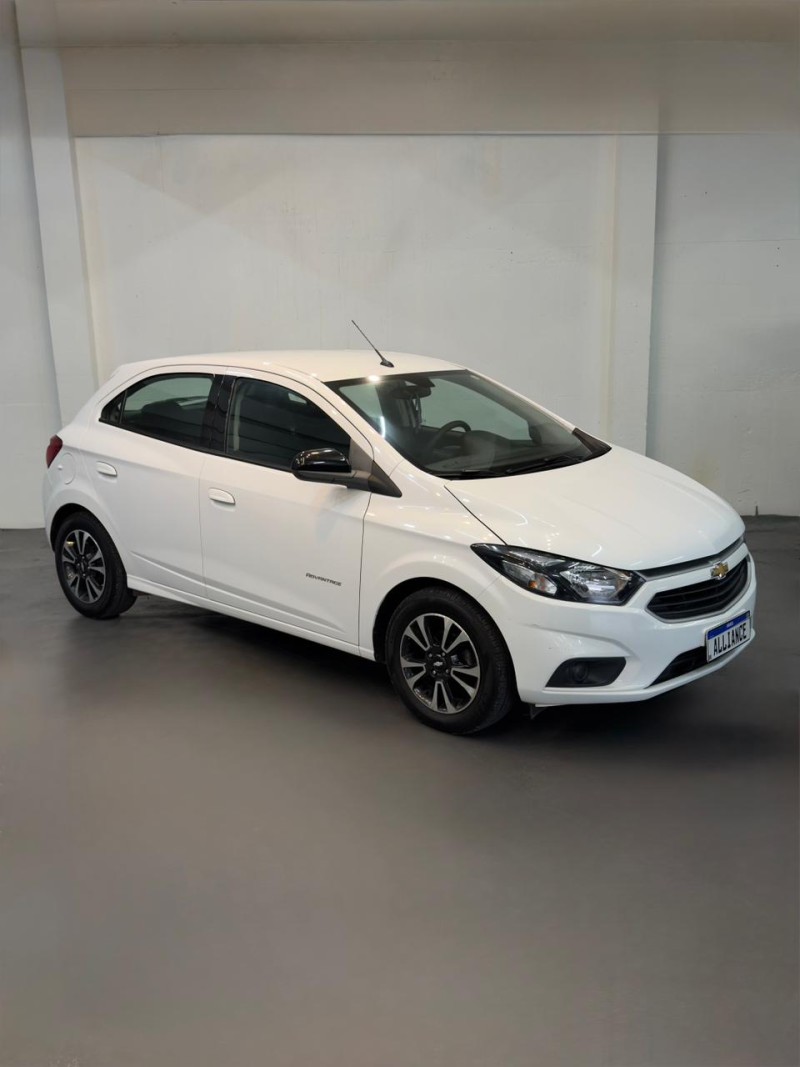ONIX 1.4 ADVANTAGE 8V FLEX 4P AUTOMÁTICO - 2018 - CAXIAS DO SUL