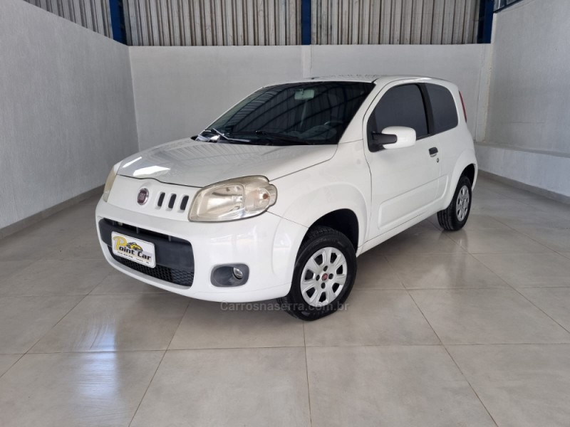 UNO 1.0 EVO VIVACE 8V FLEX 2P MANUAL - 2013 - VACARIA