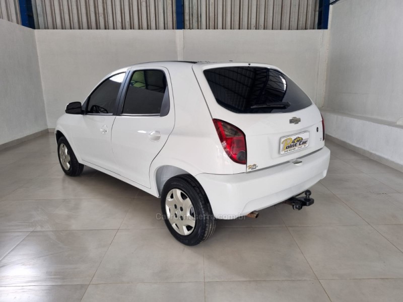 CELTA 1.0 MPFI LT 8V FLEX 4P MANUAL - 2015 - VACARIA