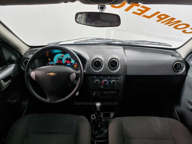 CELTA 1.0 MPFI LT 8V FLEX 4P MANUAL - 2015 - VACARIA