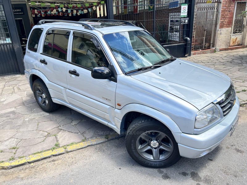 TRACKER 2.0 4X4 8V GASOLINA 4P MANUAL - 2009 - CAXIAS DO SUL