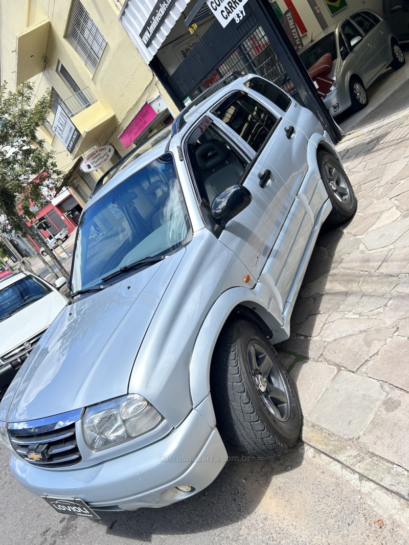 TRACKER 2.0 4X4 8V GASOLINA 4P MANUAL - 2009 - CAXIAS DO SUL