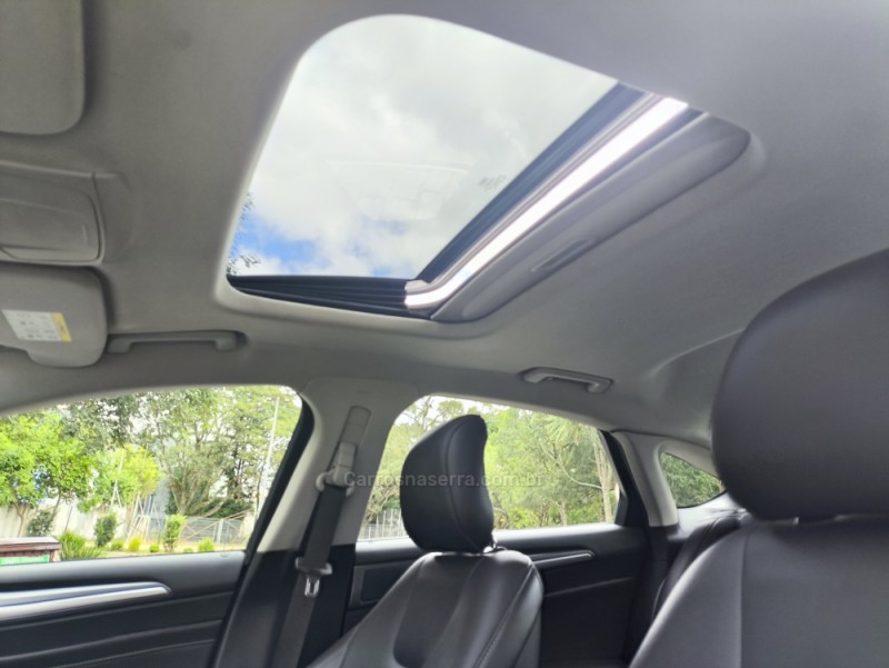 FUSION 2.0 TITANIUM AWD 16V GASOLINA 4P AUTOMÁTICO - 2014 - FARROUPILHA