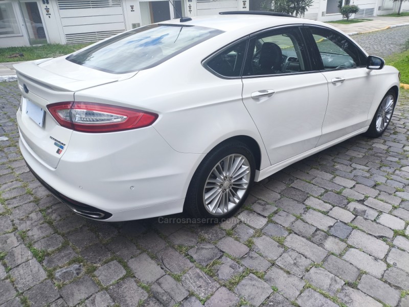 FUSION 2.0 TITANIUM AWD 16V GASOLINA 4P AUTOMÁTICO - 2014 - FARROUPILHA