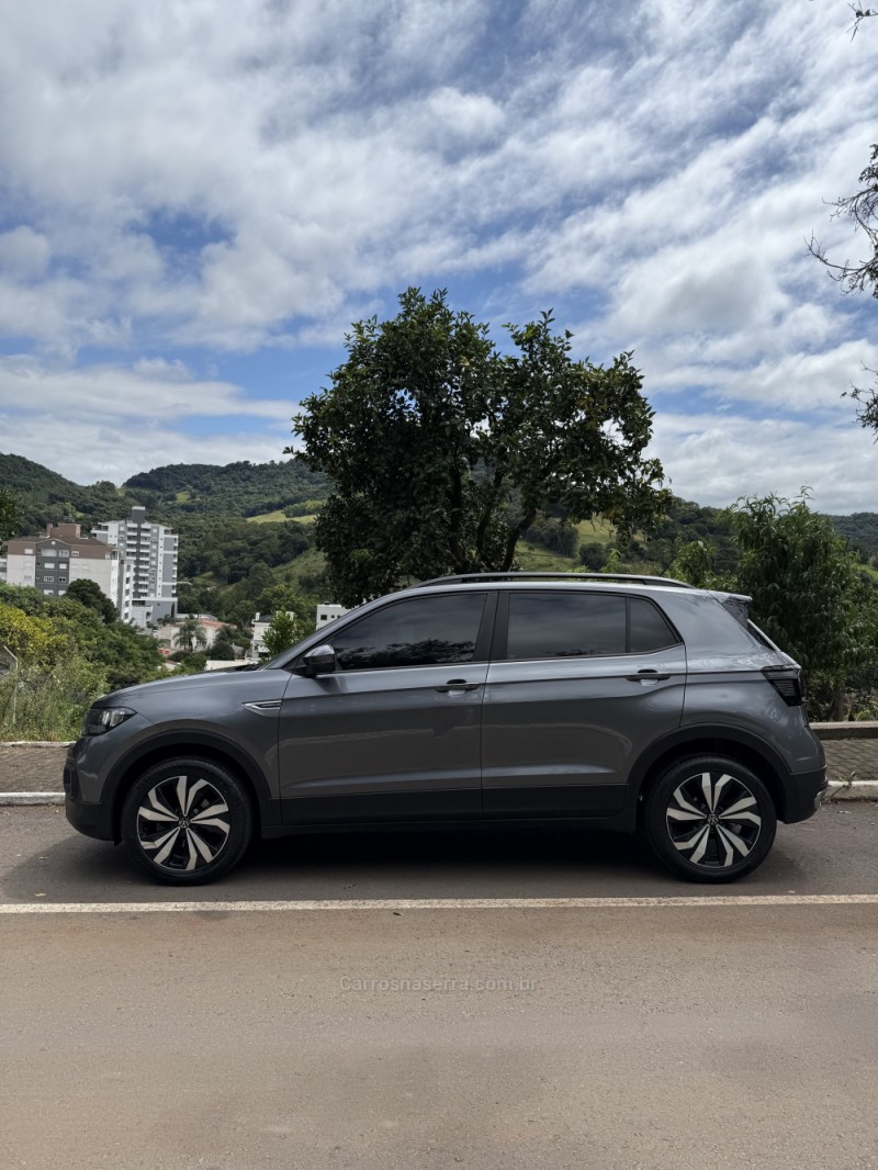 T-CROSS 1.0 COMFORTLINE TSI FLEX 4P AUTOMÁTICO - 2024 - NOVA ARAçá