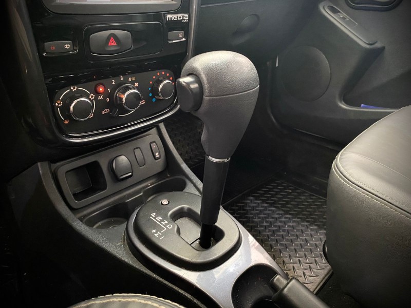 DUSTER 2.0 DYNAMIQUE 4X2 16V FLEX 4P AUTOMÁTICO - 2015 - LAJEADO