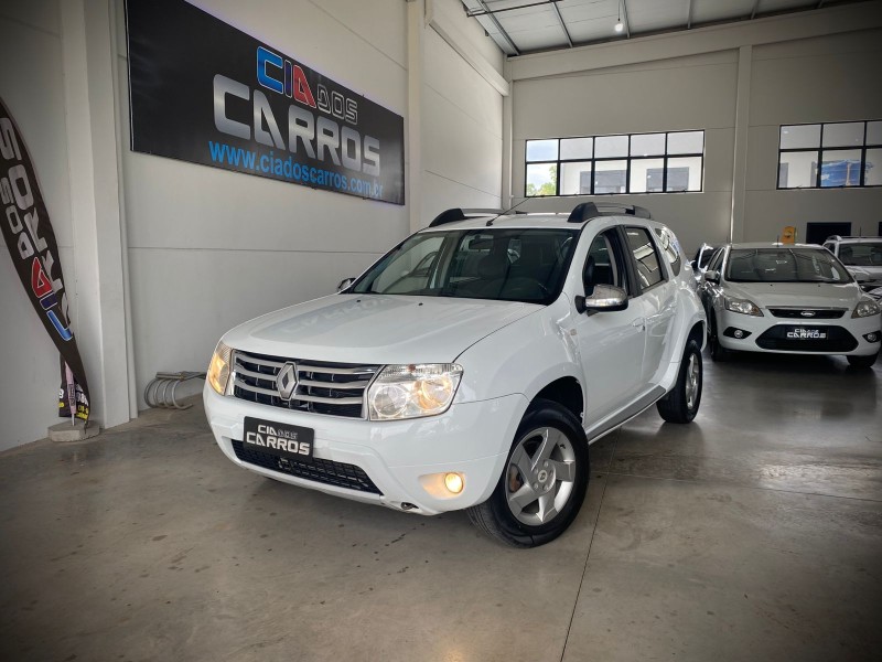 duster 2.0 dynamique 4x2 16v flex 4p automatico 2015 lajeado