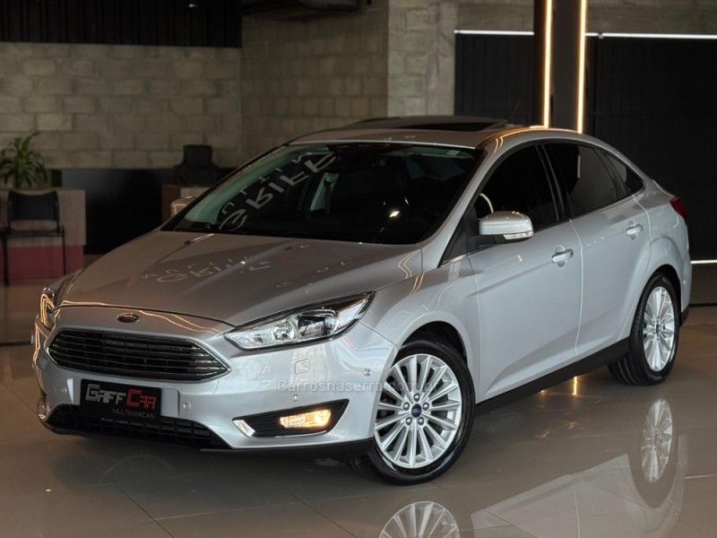 FOCUS 2.0 TITANIUM PLUS 16V FLEX 4P AUTOMÁTICO - 2019 - DOIS IRMãOS