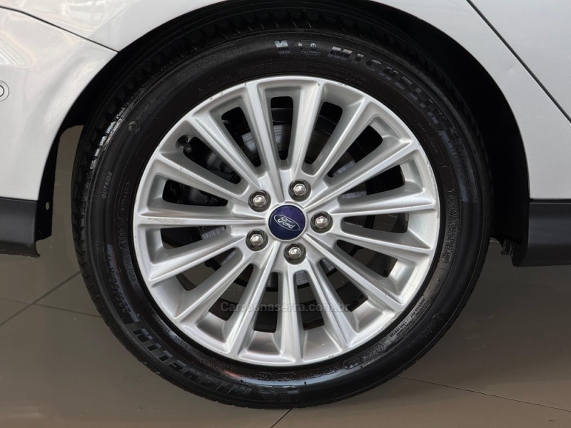 FOCUS 2.0 TITANIUM PLUS 16V FLEX 4P AUTOMÁTICO - 2019 - DOIS IRMãOS