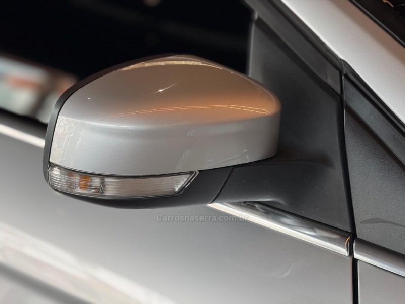 FOCUS 2.0 TITANIUM PLUS 16V FLEX 4P AUTOMÁTICO - 2019 - DOIS IRMãOS