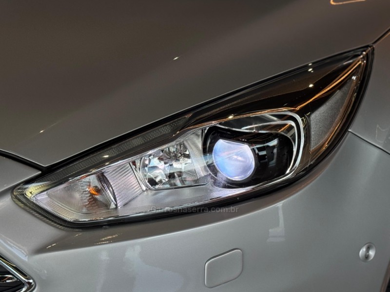 FOCUS 2.0 TITANIUM PLUS 16V FLEX 4P AUTOMÁTICO - 2019 - DOIS IRMãOS