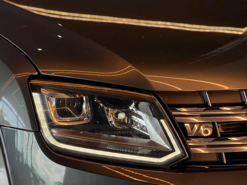 AMAROK 3.0 V6 TDI HIGHLINE CD DIESEL 4MOTION AUTOMÁTICO - 2020 - DOIS IRMãOS