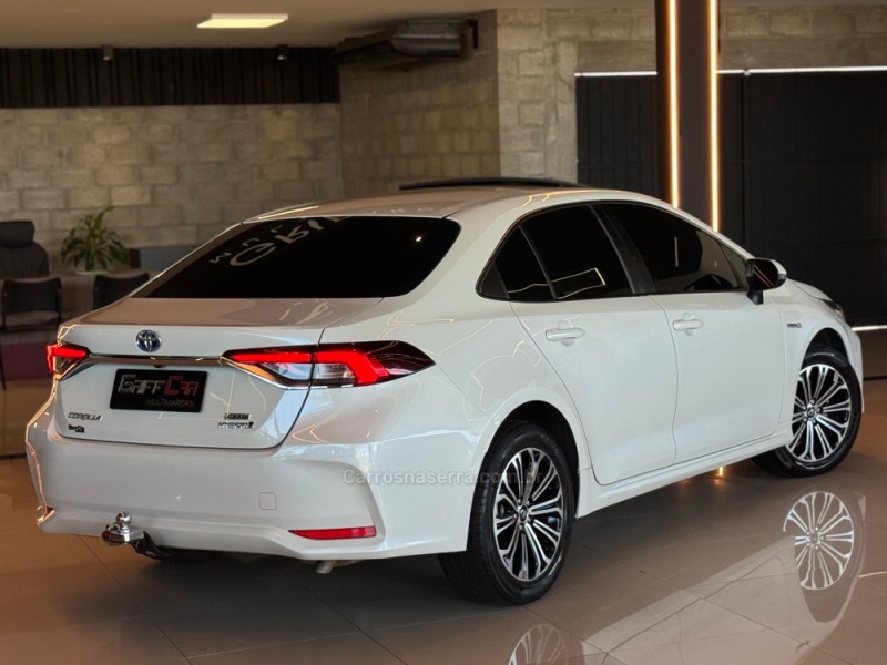 COROLLA 1.8 ALTIS PREMIUM 16V HÍBRIDO 4P AUTOMÁTICO - 2021 - DOIS IRMãOS