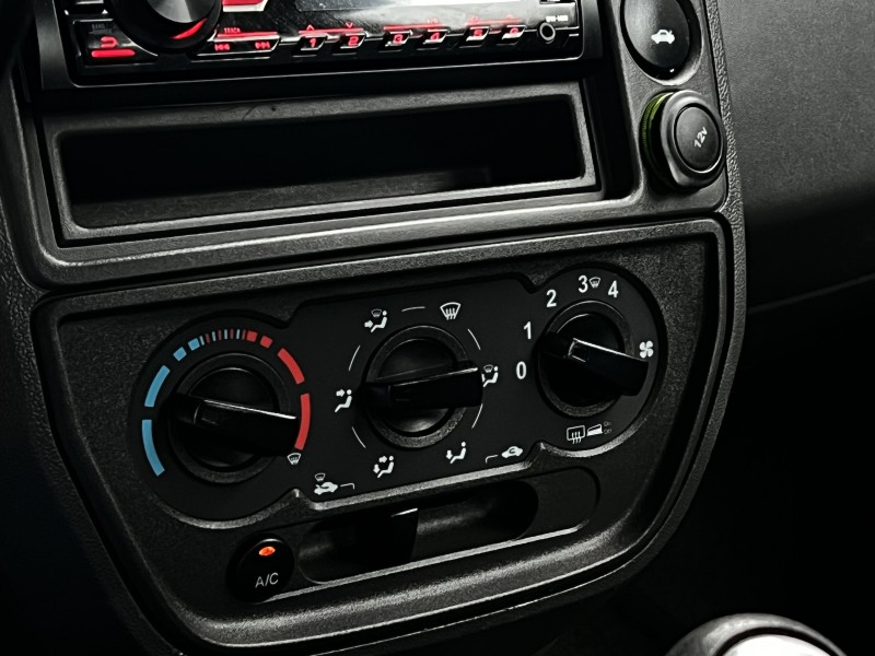 KA 1.0 MPI CLASS 8V FLEX 2P MANUAL - 2013 - BENTO GONçALVES